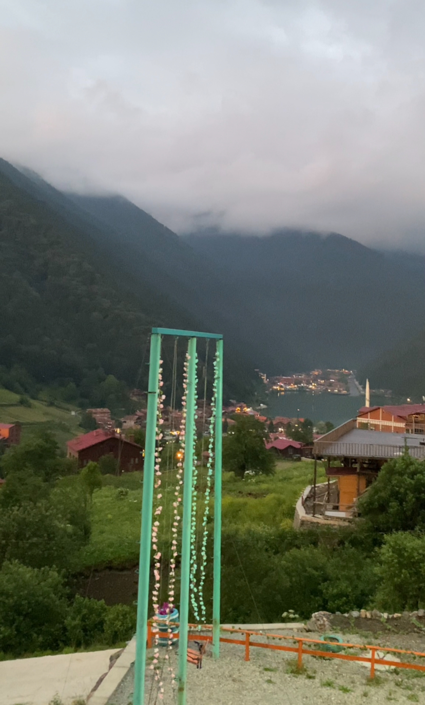 Uzungöl Manzarası